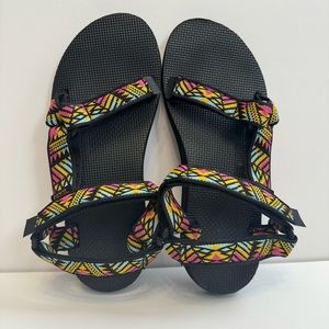Women’s TEVA original universal sandal size 8